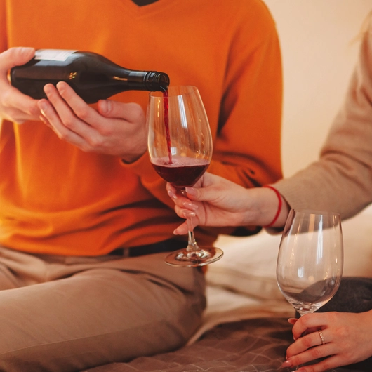 Wine pooring